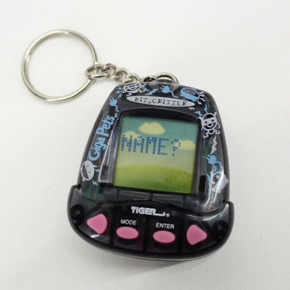 Vintage Accessories - Vintage 1997 Bit Critter Giga Pet